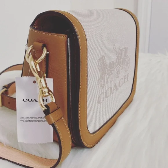 NWT๐Coach Saddle Bag In Colorblock With Horse And Carriage - Picture 2 of 10
